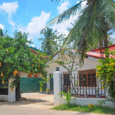 Restwell Homestay Dambulla Exteriör bild