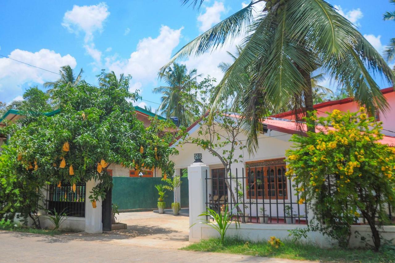 Restwell Homestay Dambulla Exteriör bild