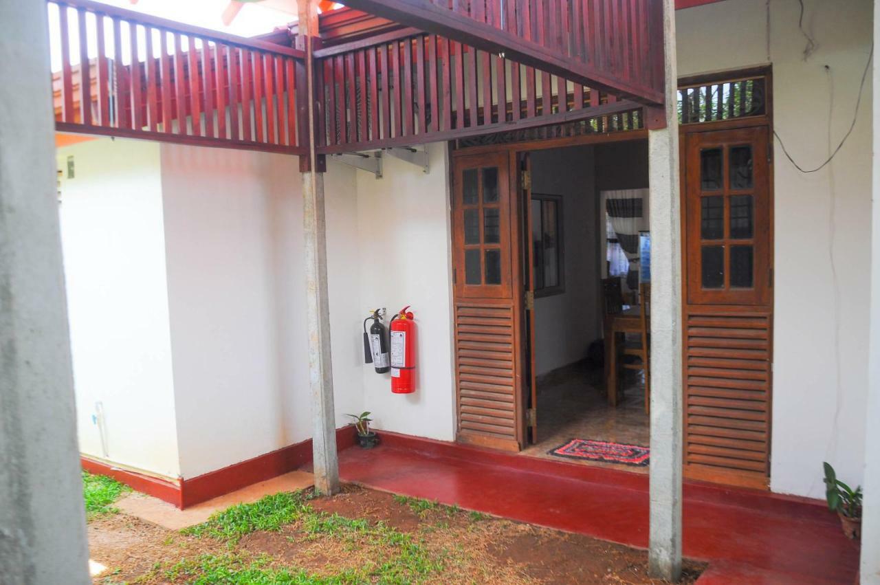 Restwell Homestay Dambulla Exteriör bild