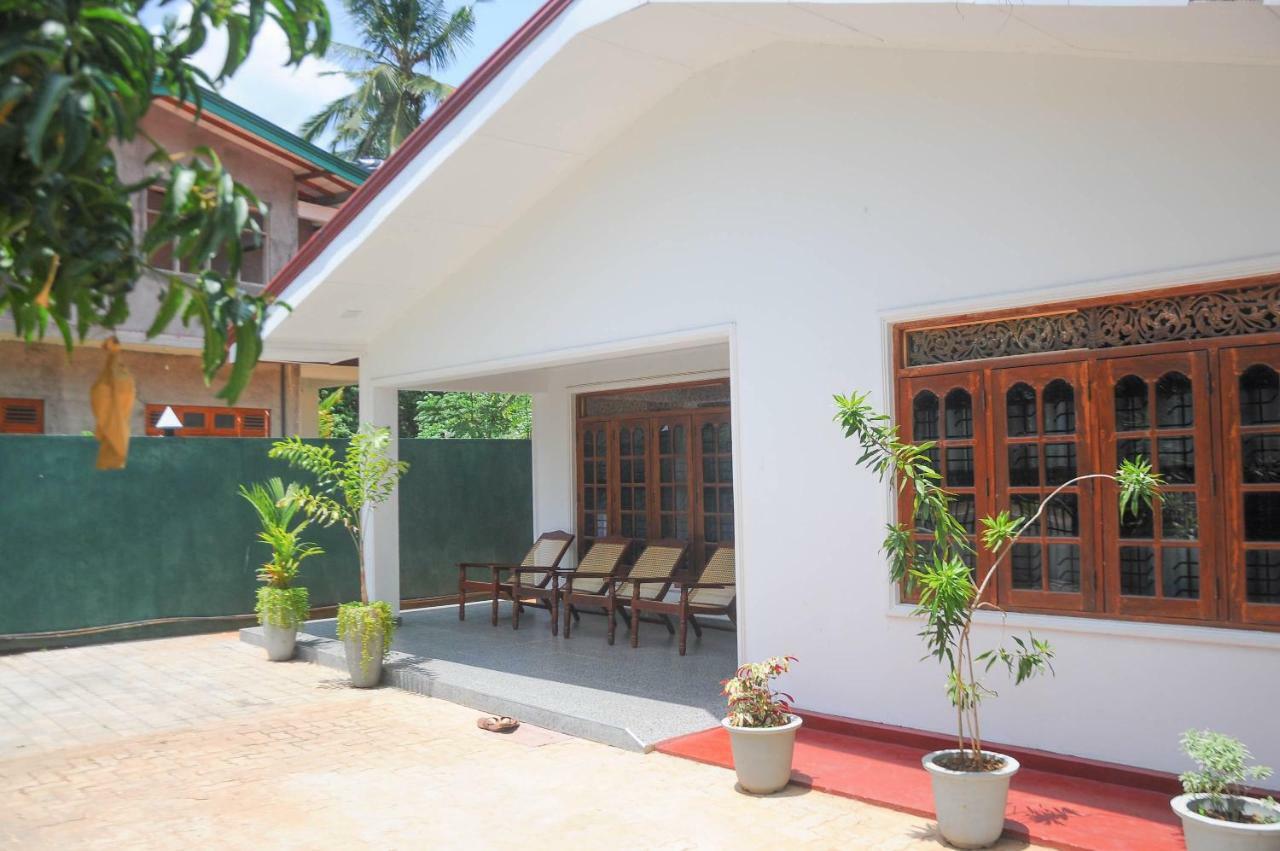 Restwell Homestay Dambulla Exteriör bild