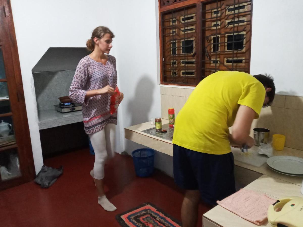 Restwell Homestay Dambulla Exteriör bild